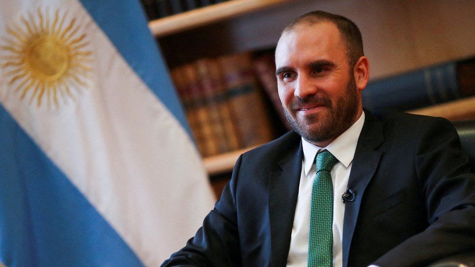 মূল্যস্ফীতি ৬০ শতাংশ: আর্জেন্টিনার অর্থমন্ত্রীর পদত্যাগ