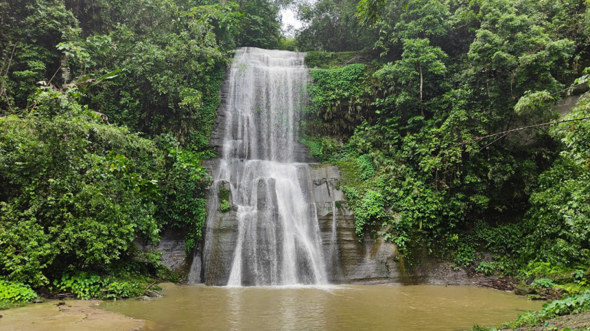শীতে শ্রীমঙ্গলে ঘুরতে যাওয়ার মতো ৫টি স্থান