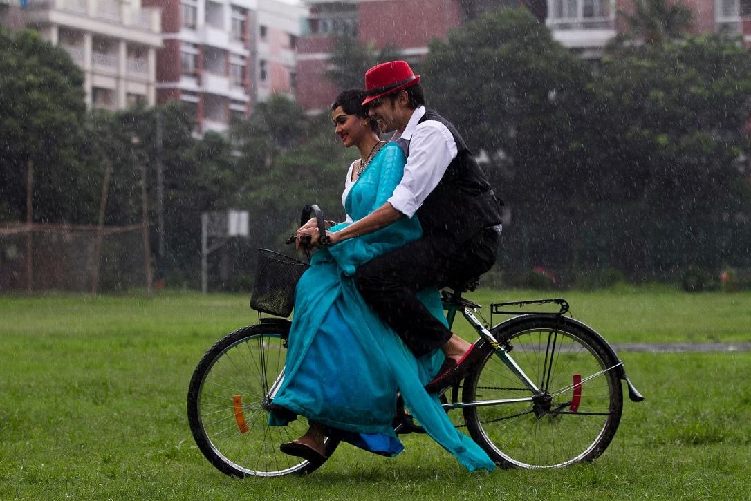 কম বয়সে বিয়ে করা উচিত নয় যে ১০ কারণে