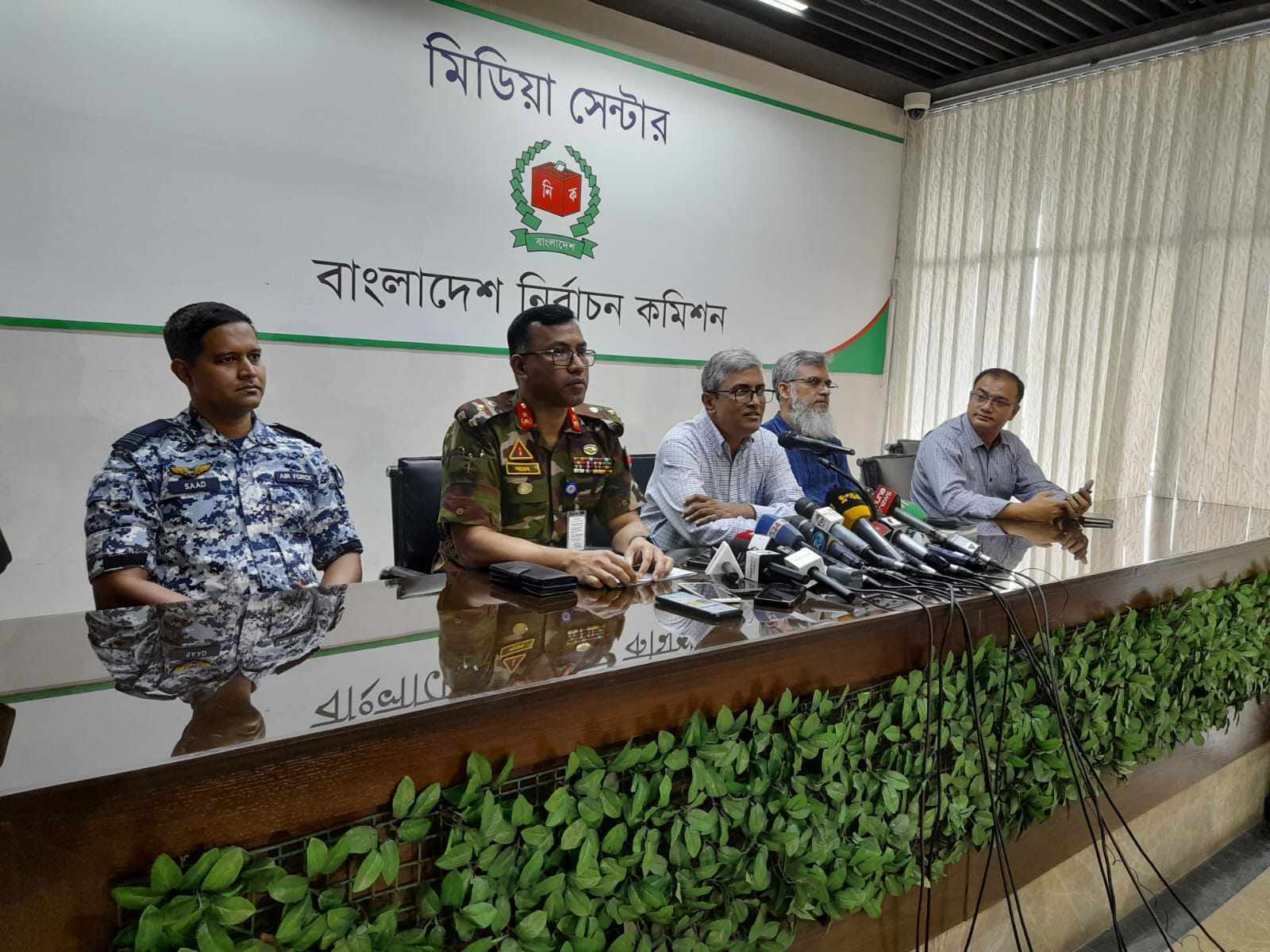 ইসির সার্ভার সুরক্ষিত, এখান থেকে তথ্য ফাঁস হয়নি: এনআইডি মহাপরিচালক