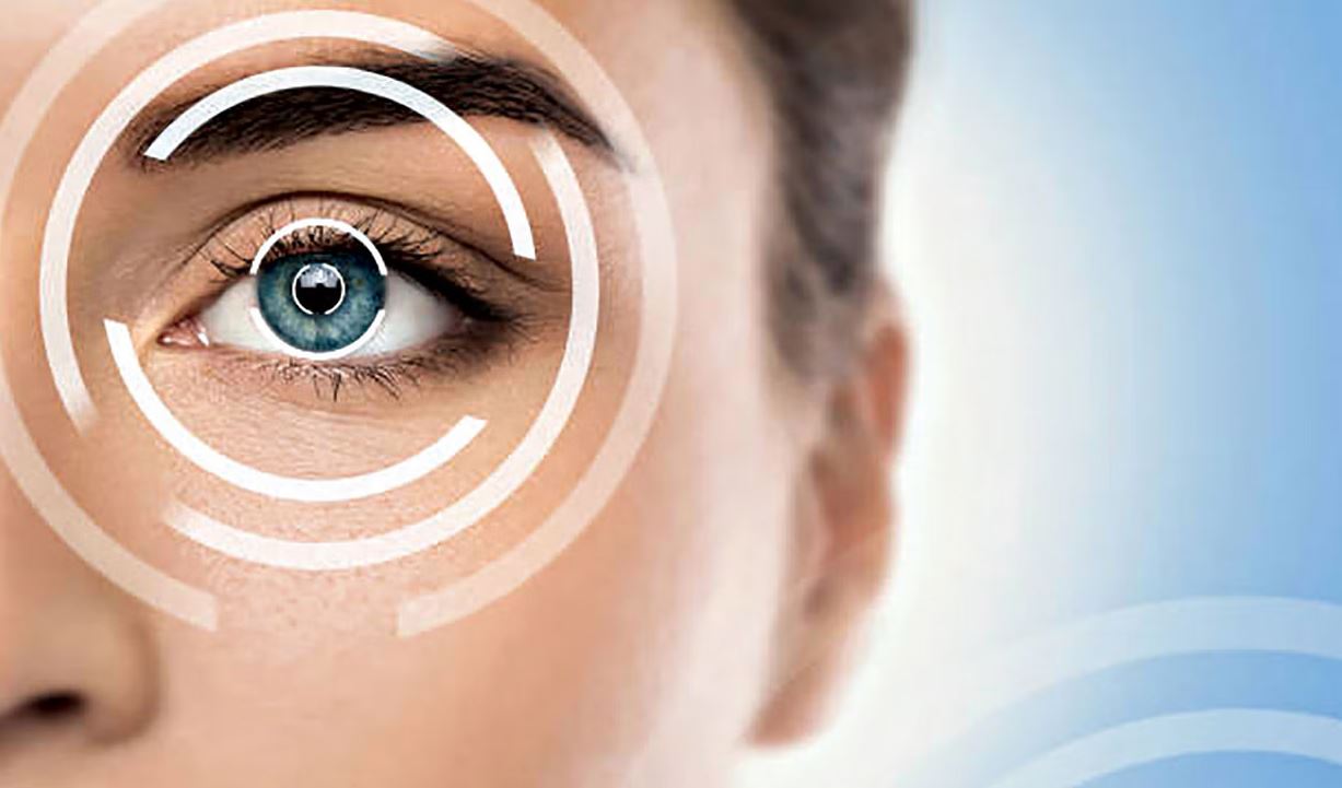 চোখ ভালো রাখতে যা খাবেন