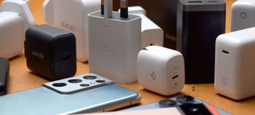 অন্য চার্জারে ফোন চার্জ দিলে যে ক্ষতি হয়