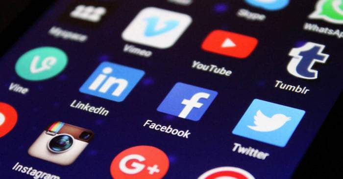 সামাজিক যোগাযোগমাধ্যম থেকে তথ্য অপসারণ: সরকার যা করতে পারে, যা পারে না