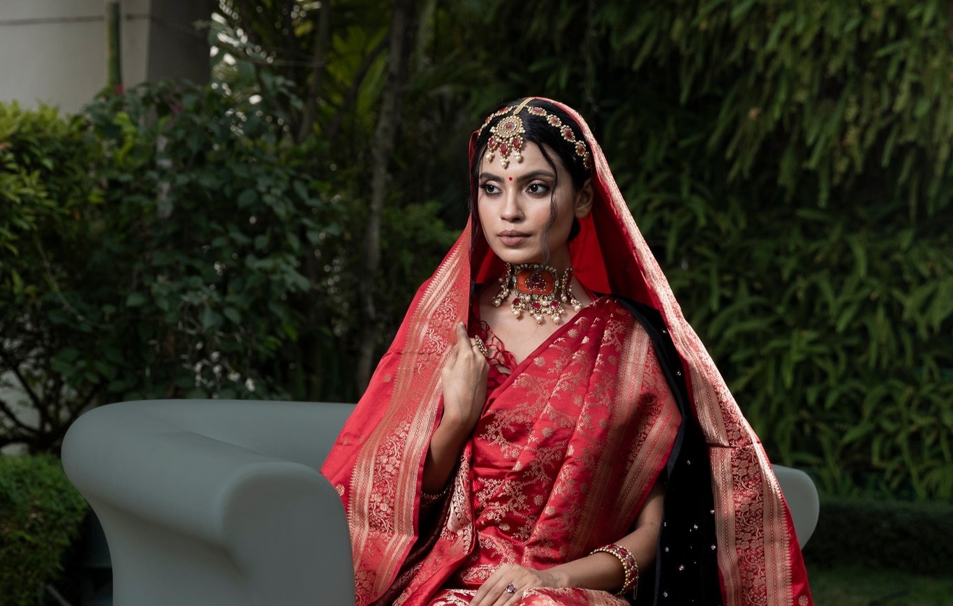 বিয়ের সাজের ধারণা নিতে পারেন এই ৫ তারকার লুক থেকে