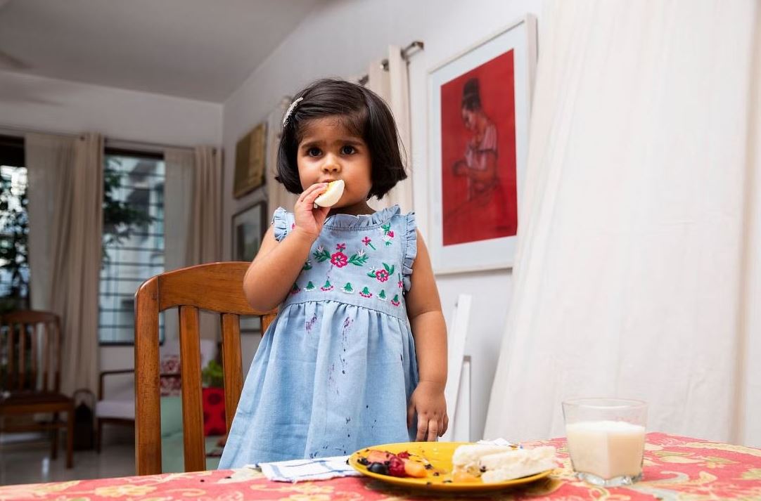 শিশু কিছু খেতে চায় না, কী করবেন