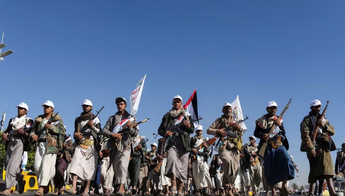 হুতিদের ৩ নৌকা ডুবিয়ে দিয়ে যুক্তরাষ্ট্র জানাল, ‘বড় পরিসরে সংঘাত চাই না’