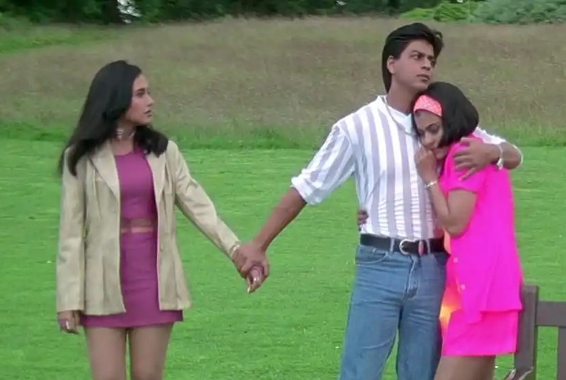 একসঙ্গে কি দুজনকে ভালোবাসা যায়