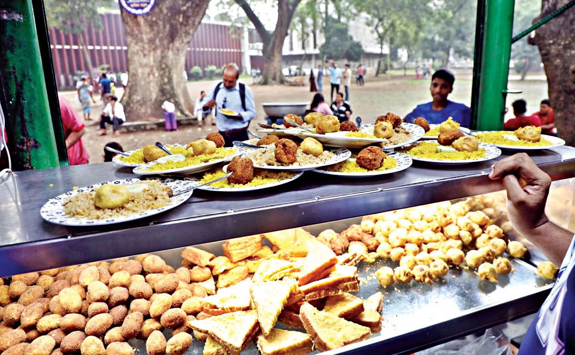 ঢাকা বিশ্ববিদ্যালয়ের আশপাশে যত জনপ্রিয় খাবার