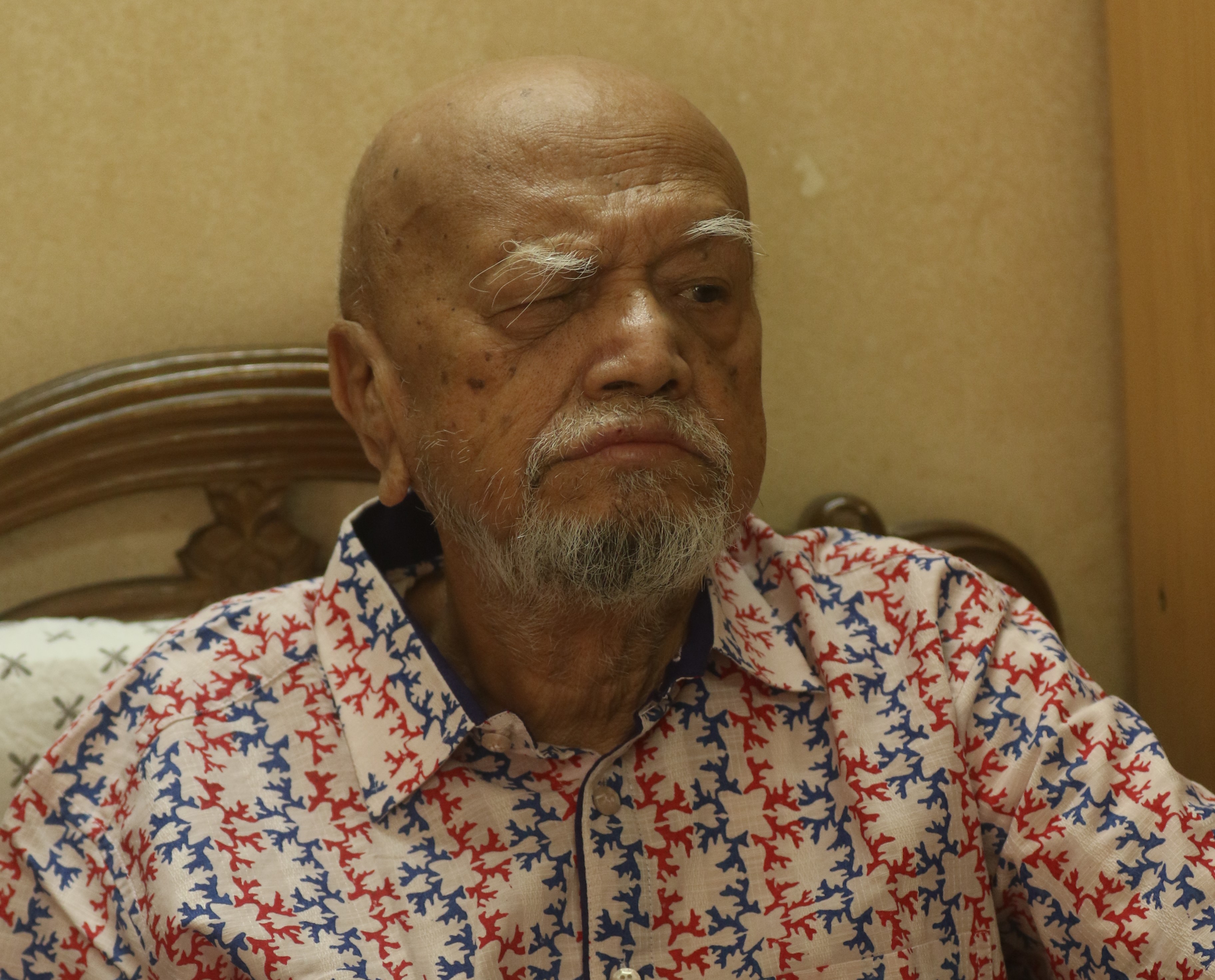 অকবিদের ভিড়ে আল মাহমুদ