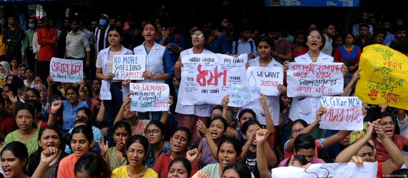 কলকাতায় চিকিৎসক ধর্ষণ-হত্যার প্রতিবাদে ভারতজুড়ে বিক্ষোভ-কর্মবিরতি
