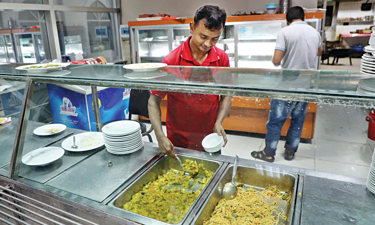 অফিস ক্যান্টিন: খাবারের সঙ্গে স্মৃতিও তৈরি হয় যেখানে