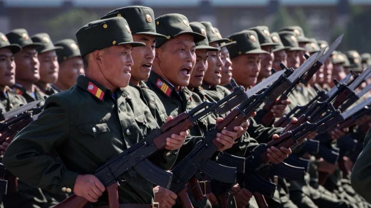 রাশিয়ার হয়ে লড়তে সেনা পাঠাচ্ছে উত্তর কোরিয়া, দাবি ইউক্রেনের