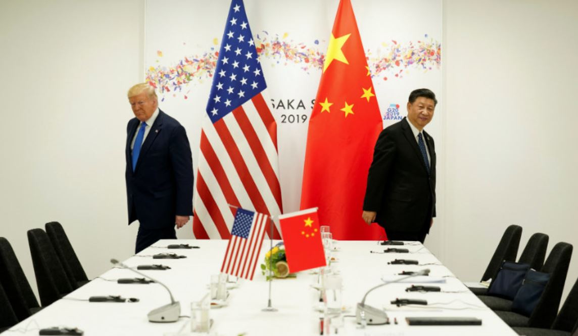 ট্রাম্প-ট্রেড: চীনের ওপর চাপবে আরও শুল্ক