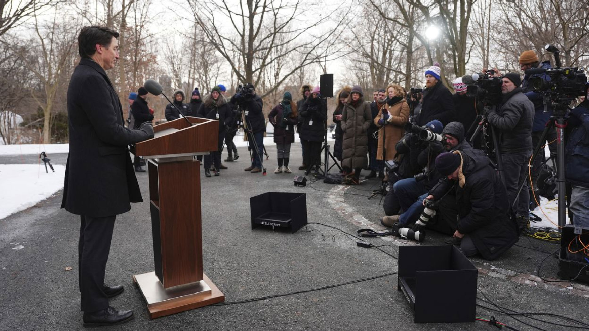 পদত্যাগের ঘোষণা কানাডার প্রধানমন্ত্রী জাস্টিন ট্রুডোর