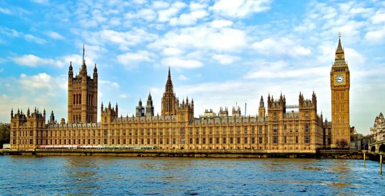 লন্ডনে ঘুরতে যাওয়ার পরিকল্পনা করছেন?