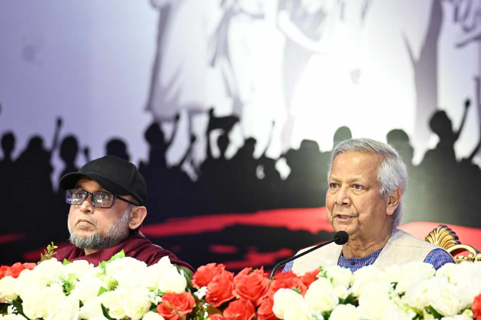 বইমেলায় ‘সেরা লেখক’ স্বীকৃতির আয়োজনের প্রস্তাব প্রধান উপদেষ্টার