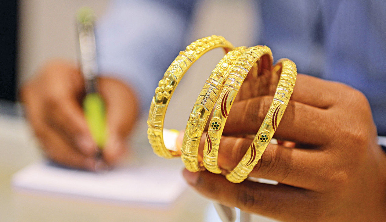 স্বর্ণের দামে রেকর্ড, ভরি ১ লাখ ৪৫ হাজার টাকা