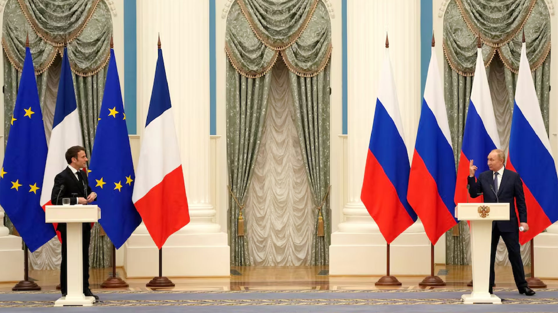 নেপোলিয়ন-হিটলারের মতো মাখোঁও রাশিয়া আক্রমণের হুমকি দিচ্ছে: মস্কো