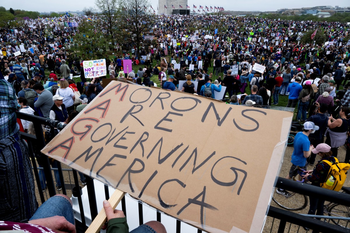 যুক্তরাষ্ট্রে ১২০০ জায়গায় ট্রাম্পবিরোধী বিক্ষোভ