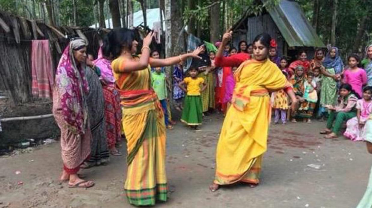 বাঙালি বিয়ের ঐতিহ্যকে যেভাবে বাঁচিয়ে রেখেছে গ্রামীণ সমাজ