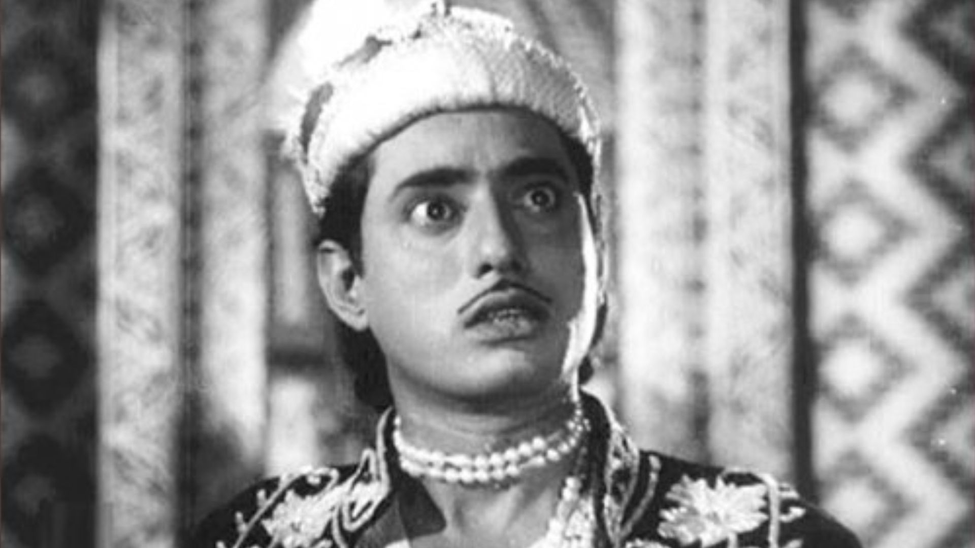 সিরাজউদ্দৌলা হয়ে মানুষের হৃদয়ে গেঁথে আছেন তিনি