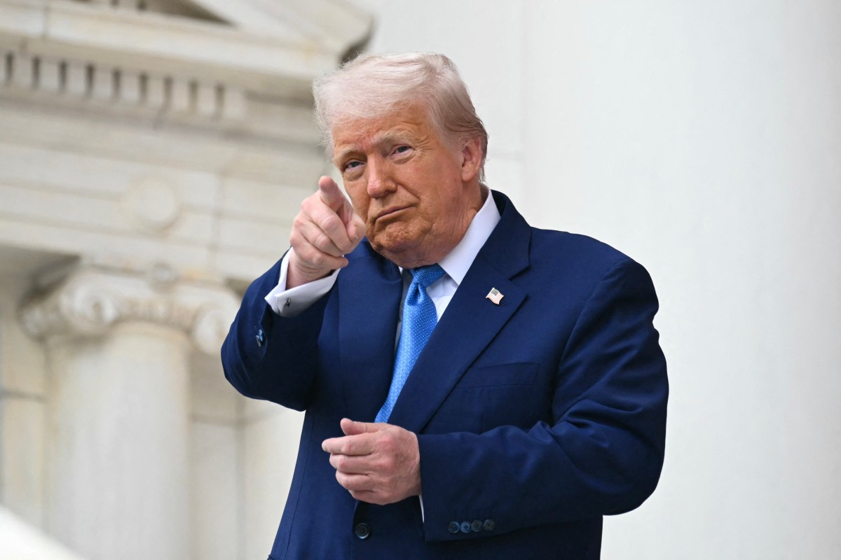 পুতিন আগুন নিয়ে খেলছেন: ট্রাম্প