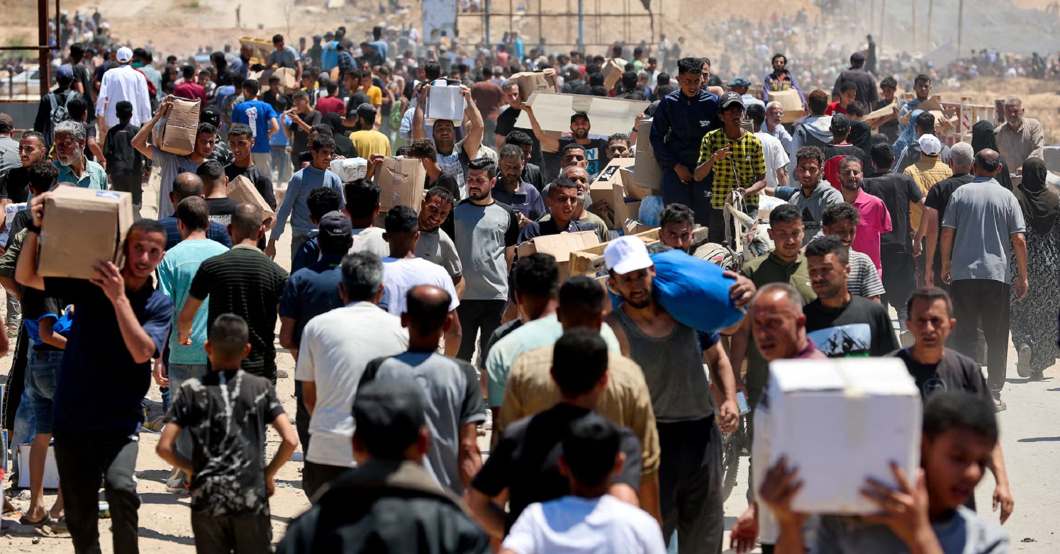 গাজার ত্রাণকেন্দ্রগুলোকে যেভাবে বধ্যভূমি বানাল ইসরায়েল