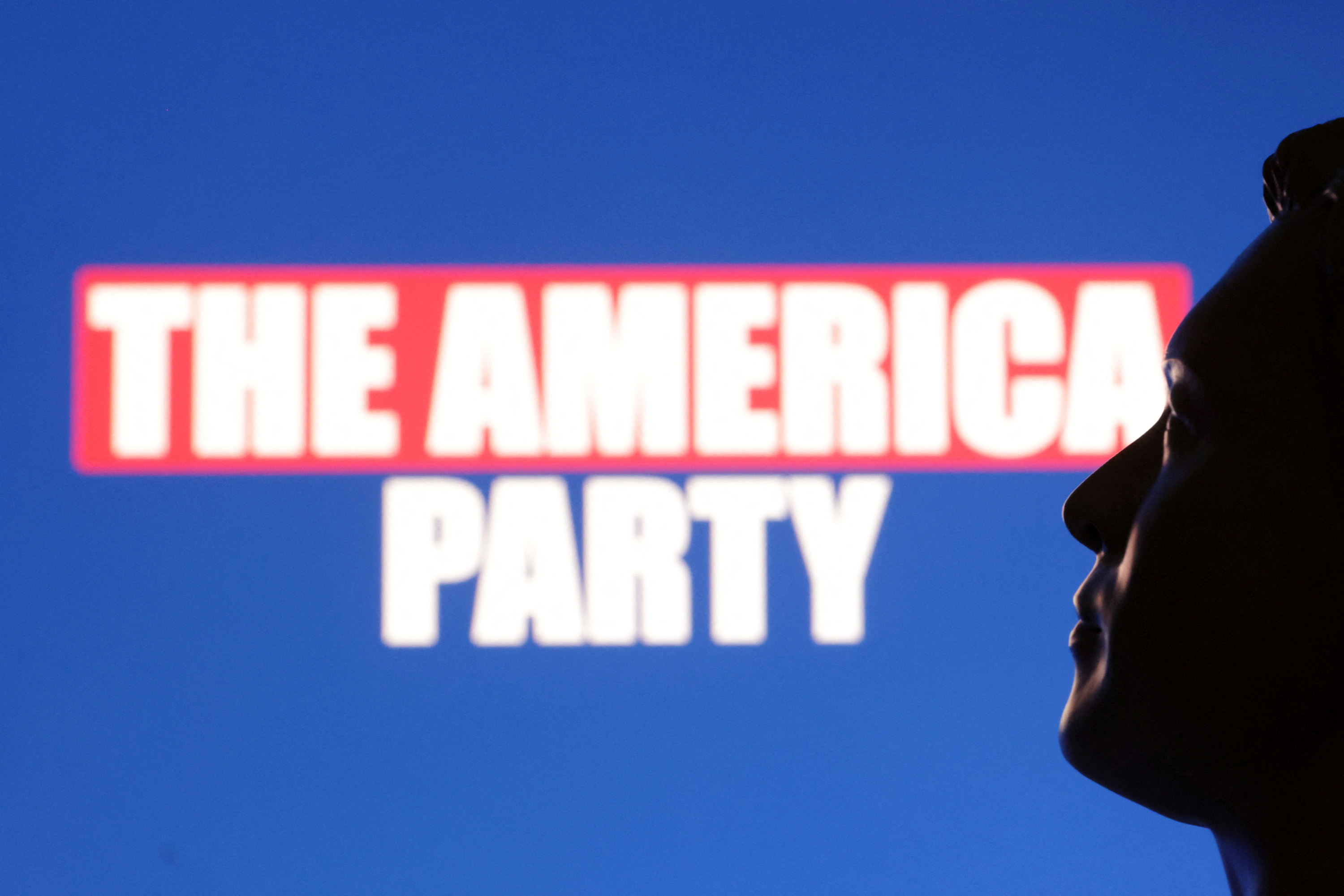 ইলন মাস্ক কী যুক্তরাষ্ট্রের রাজনীতিতে পরিবর্তন আনতে পারবেন?