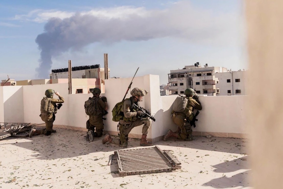 ত্রাণপ্রত্যাশী ফিলিস্তিনিদের ওপর 'প্রাণী শিকারের' মতো নির্বিচারে গুলি চালাচ্ছে ইসরায়েলি স্নাইপার