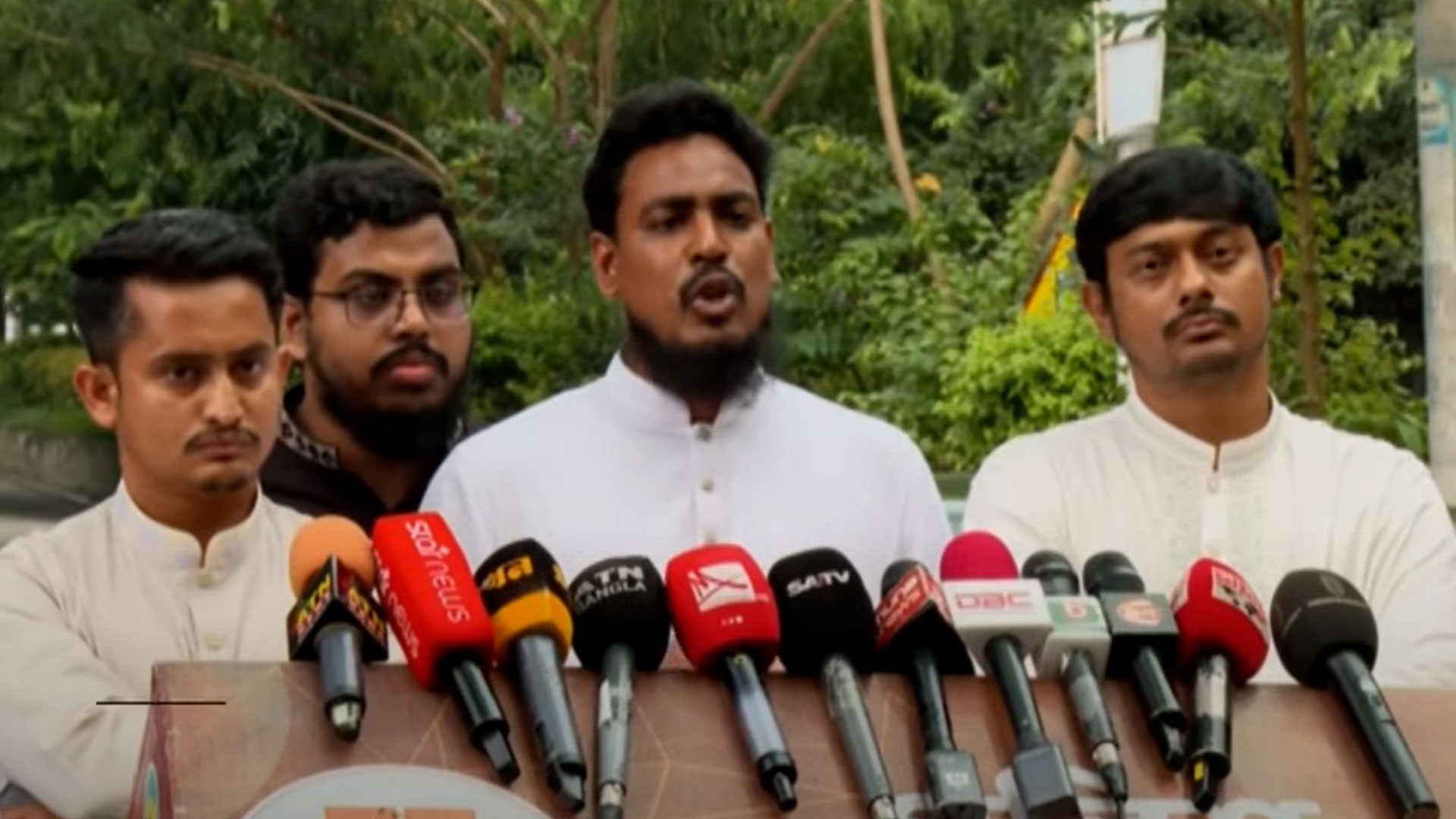 বাংলাদেশ-পাকিস্তান সম্পর্ক এগিয়ে নিতে ৭১-ইস্যুকে ‘ডিল’ করা উচিত: এনসিপি